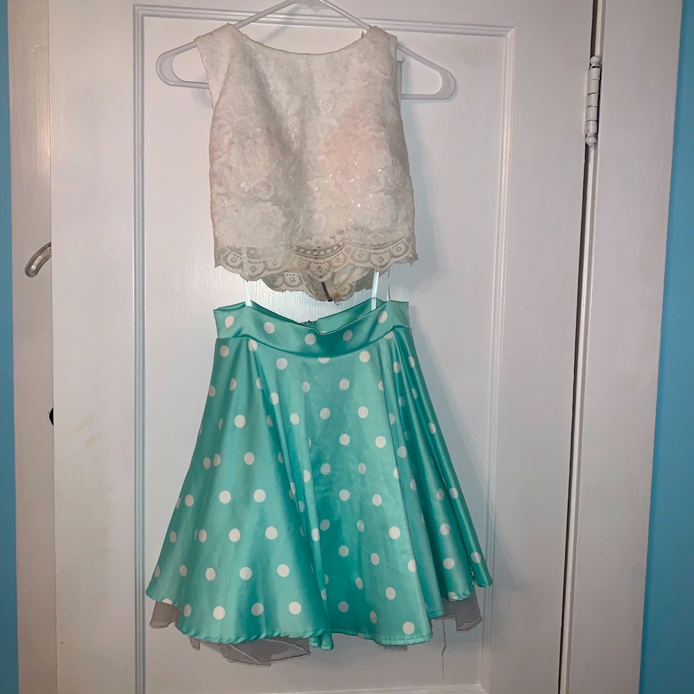 Maybe the most beautiful piece I own!!! Get it while it lasts!